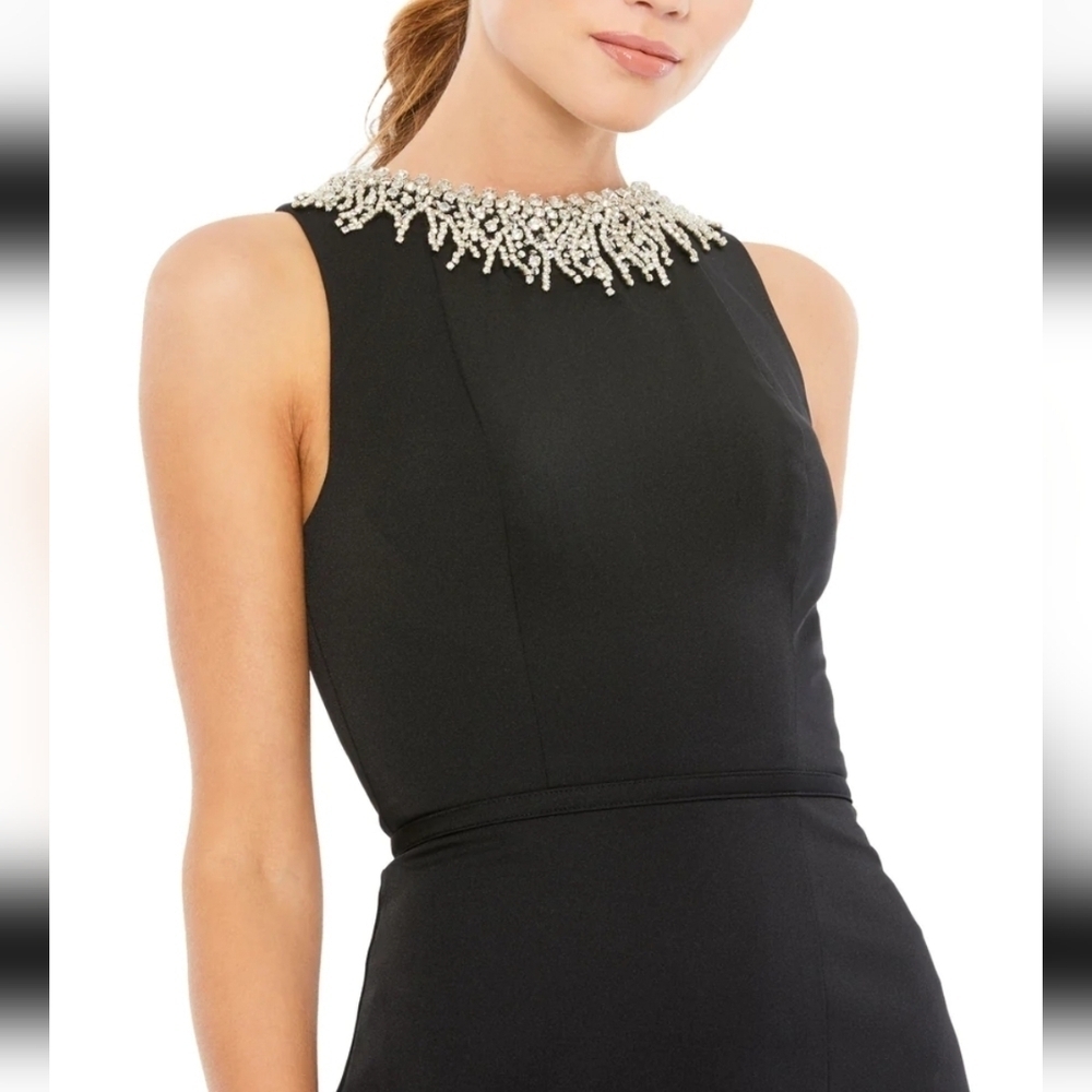 Mac Duggal 26516 Black 4 NWT Rhinestone neckline